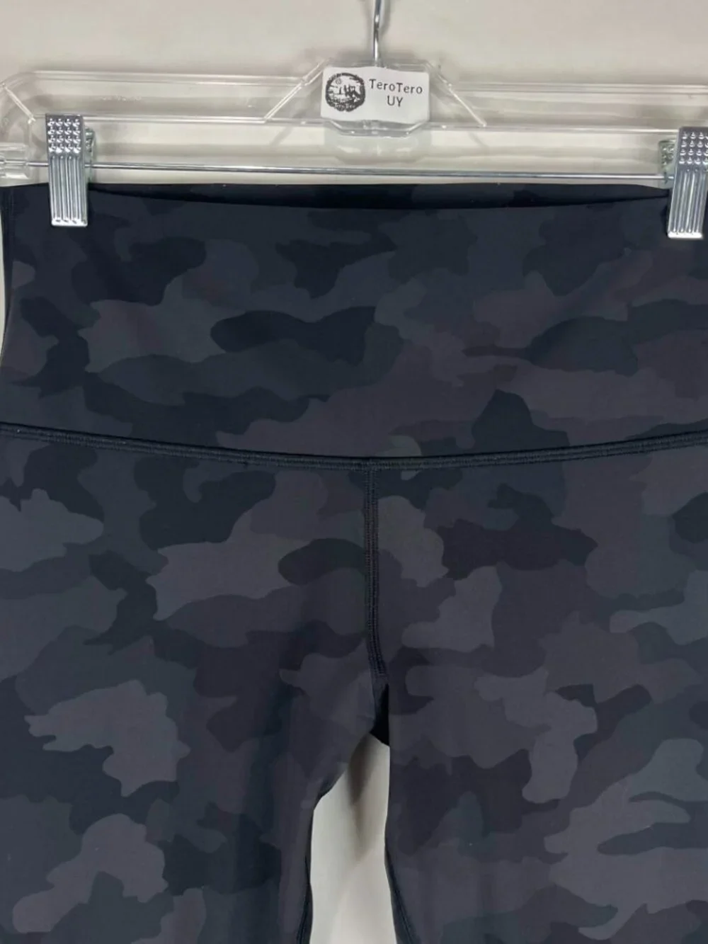 EUC Lululemon Wunder Under Leggings Womens Gray Camo Heritage 365 Camo Size 8